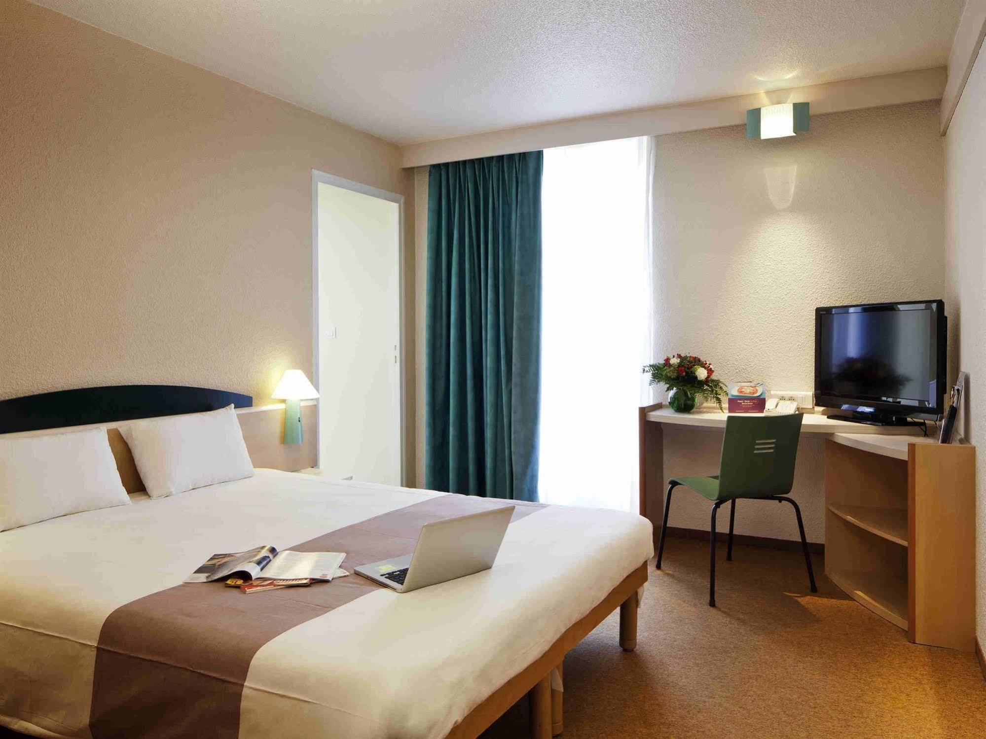 Ibis Styles Dinan Centre Ville Eksteriør bilde